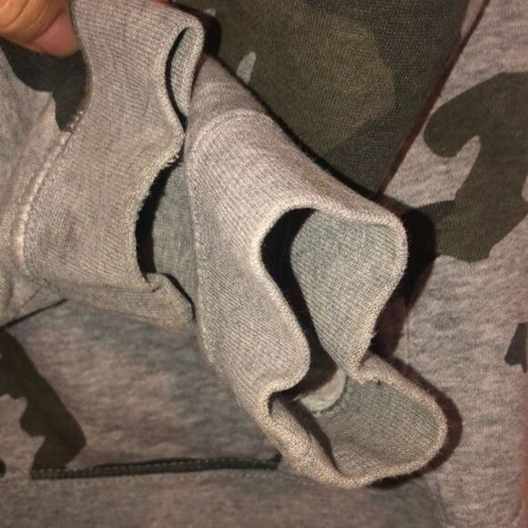 Nike XL boys sweater green and gray - Picture 2 of 5